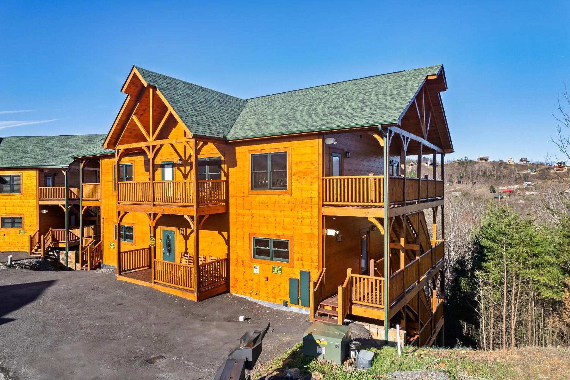 Full Equipped Cabin With A Pool And Game Room Smokies Views Gatlinburg Exterior foto